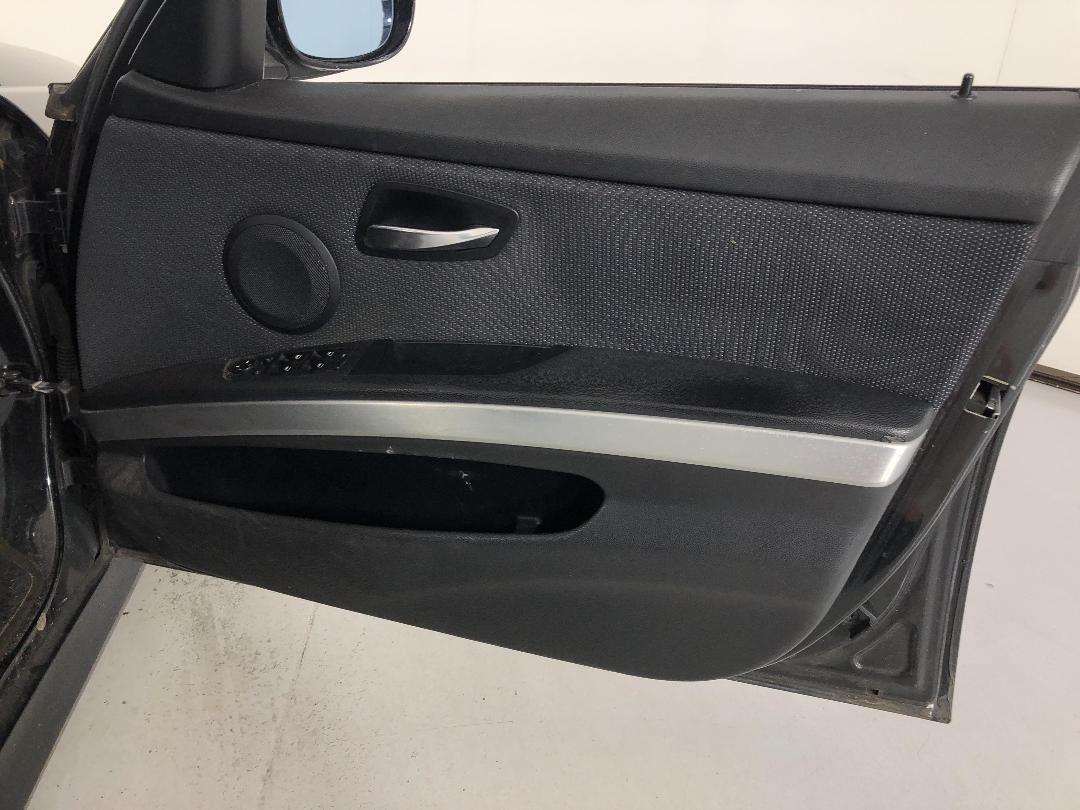 Photo '15' of BMW 320I