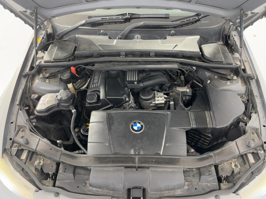 Photo '13' of BMW 320I