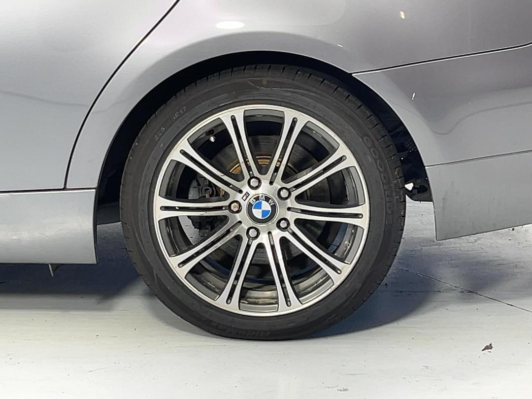 Photo '12' of BMW 320I