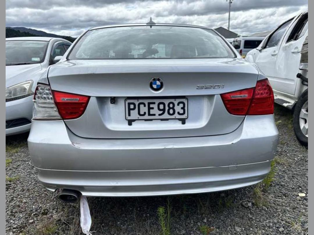 Photo '6' of BMW 320I