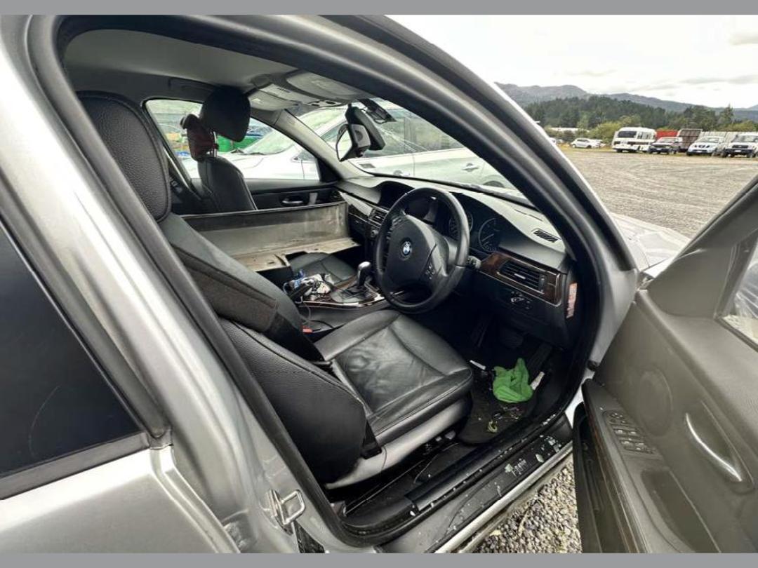 Photo '21' of BMW 320I