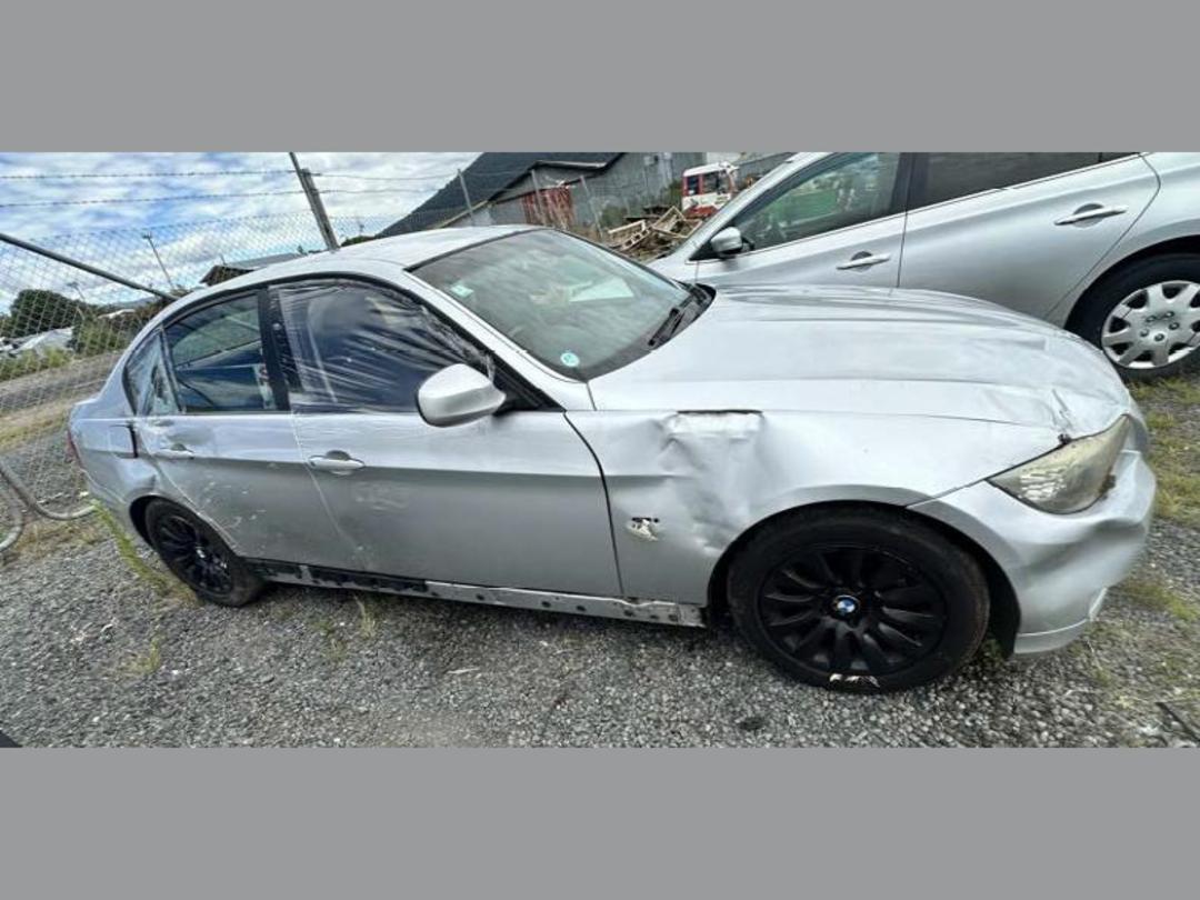 Photo '2' of BMW 320I