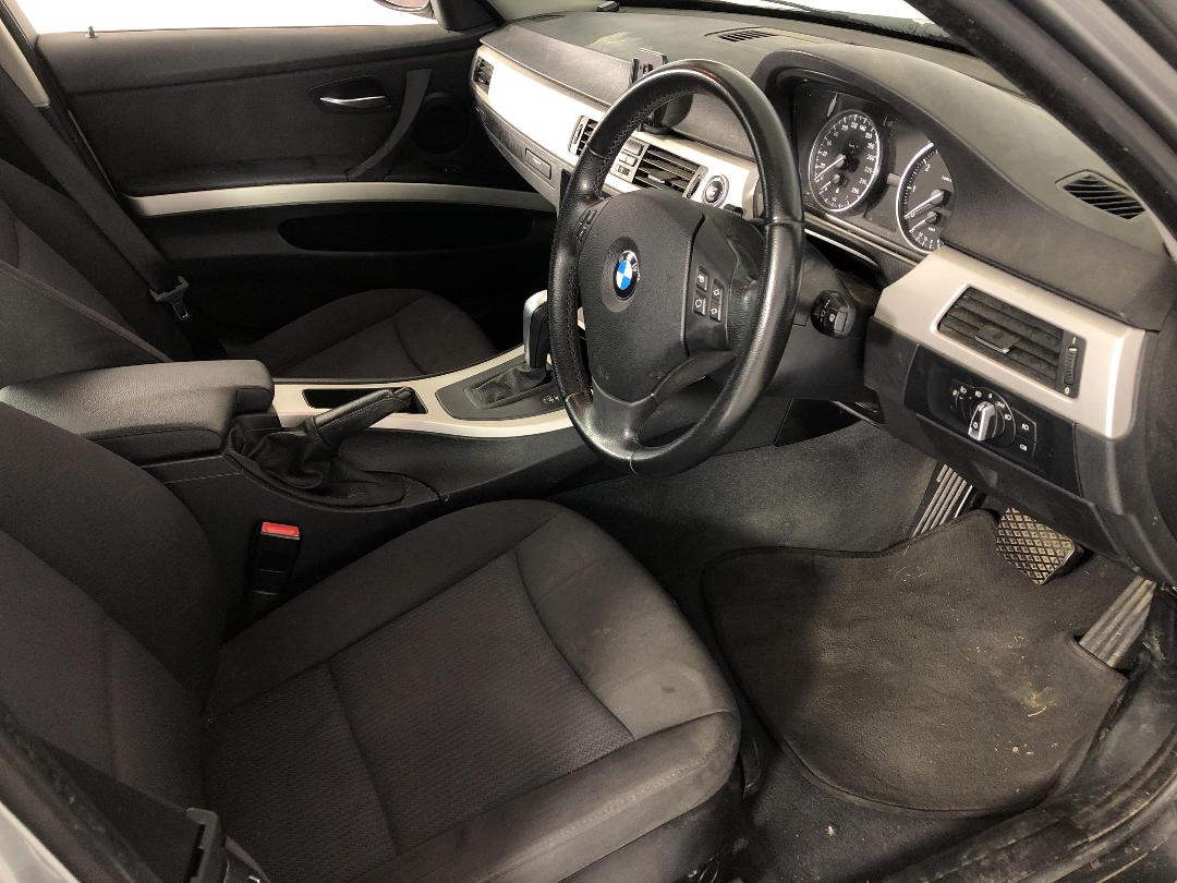 Photo '14' of BMW 320I