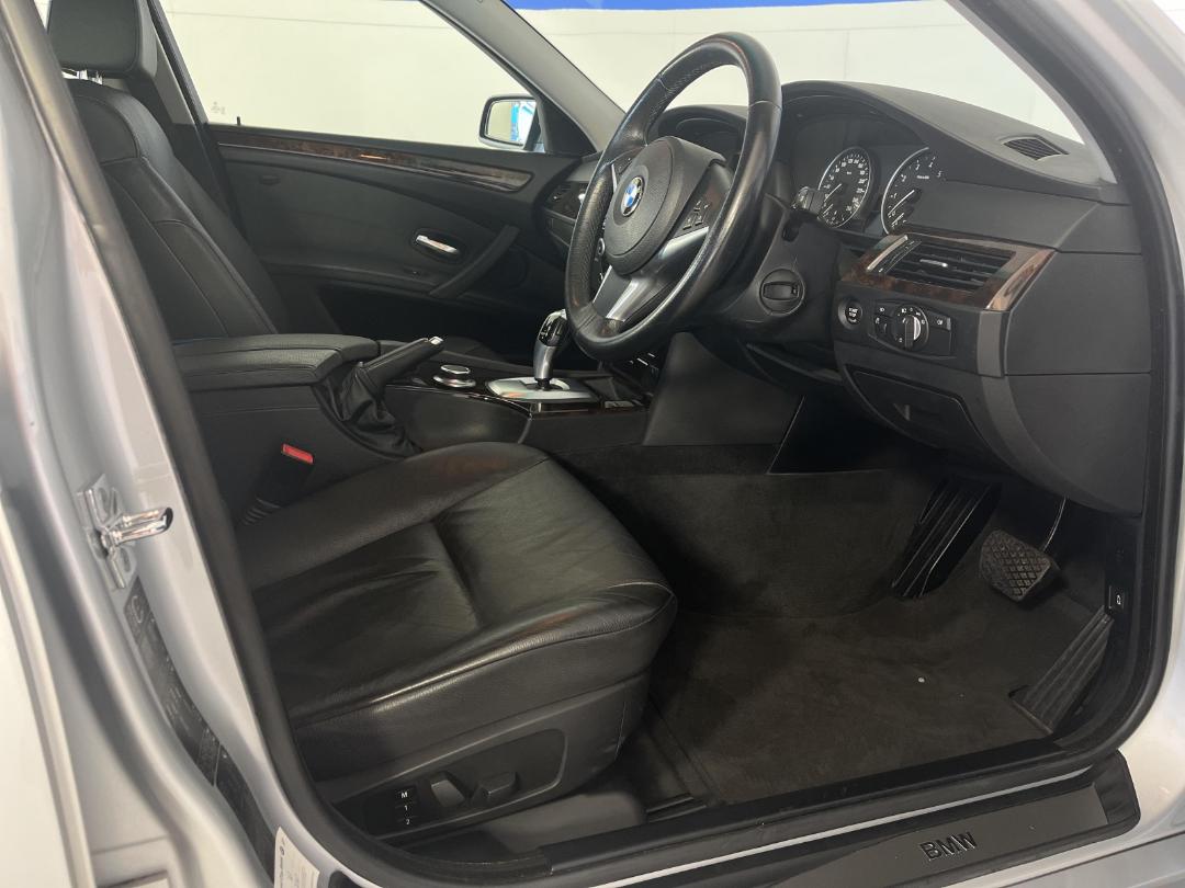 Photo '16' of BMW 5 Series