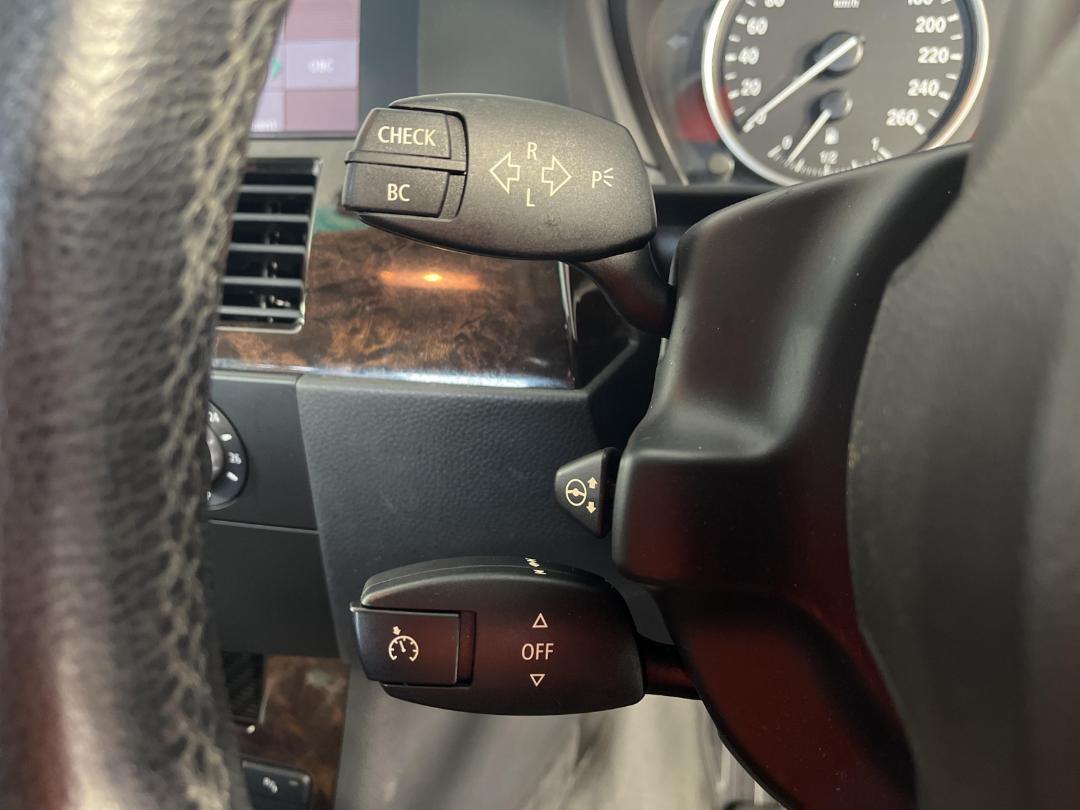 Photo '29' of BMW 5 Series