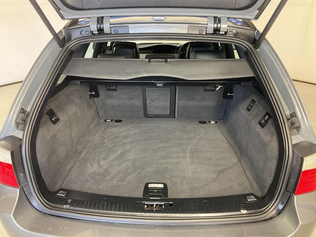 Photo '14' of BMW 5 Series