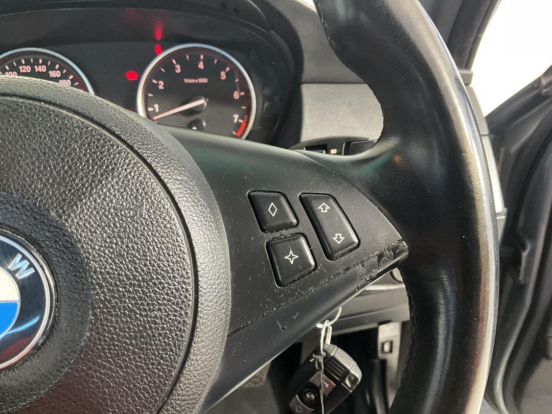 Photo '28' of BMW 5 Series