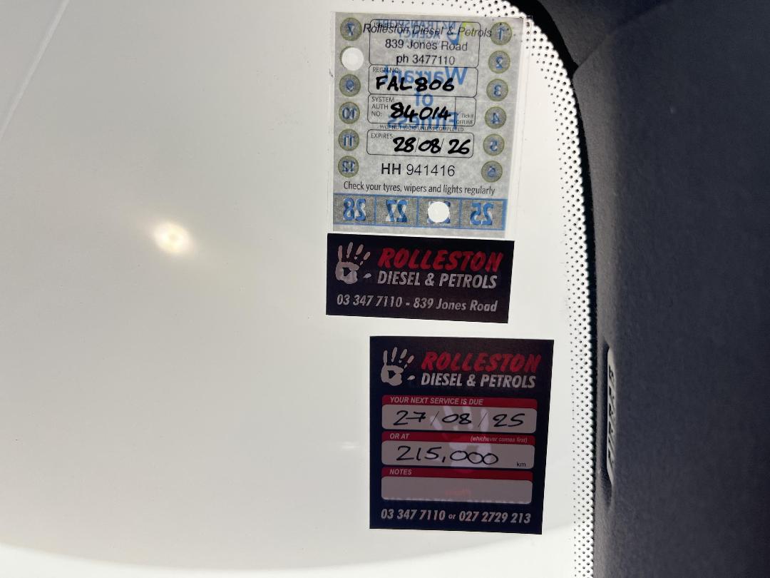 Photo '23' of BMW 5 Series Photo '23' of BMW 5 Series