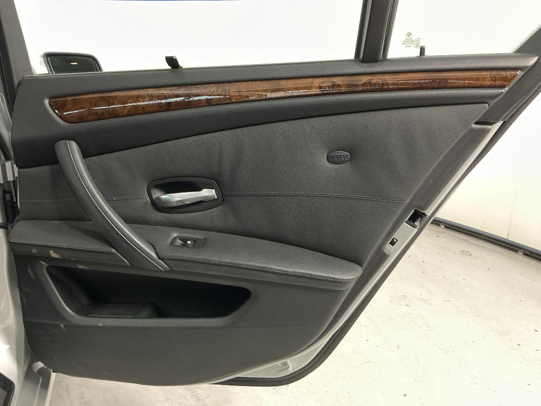 Photo '19' of BMW 525I Photo '19' of BMW 525I