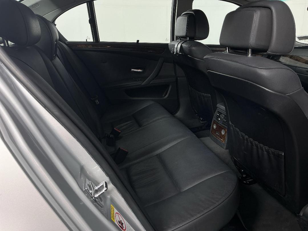 Photo '20' of BMW 525I Photo '20' of BMW 525I