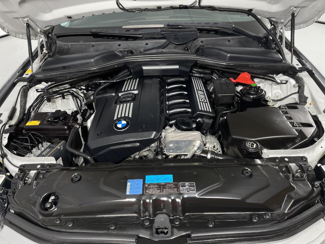 Photo '13' of BMW 535I