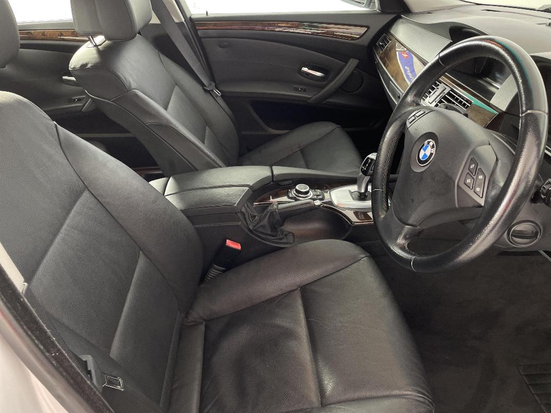 Photo '16' of BMW 535I