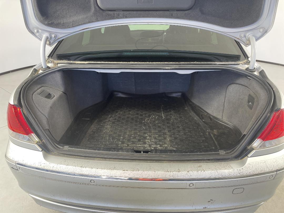 Photo '12' of BMW 750I E-65 Photo '12' of BMW 750I E-65