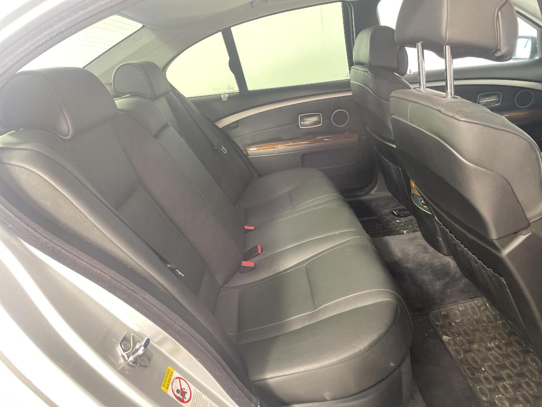 Photo '18' of BMW 750I E-65 Photo '18' of BMW 750I E-65