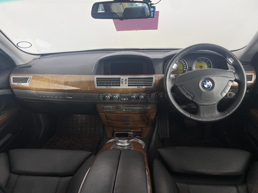 Photo '15' of BMW 750I E-65 Photo '15' of BMW 750I E-65