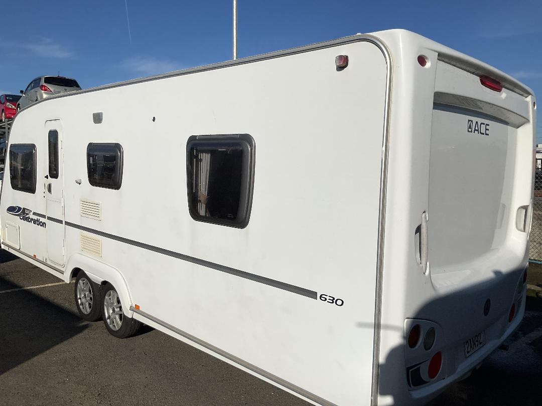 Photo '4' of CARAVAN ACE