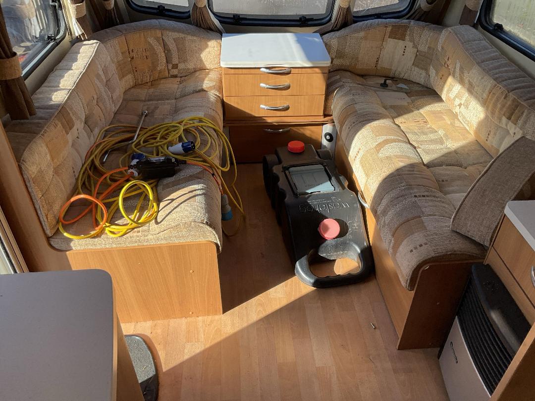 Photo '9' of CARAVAN ACE