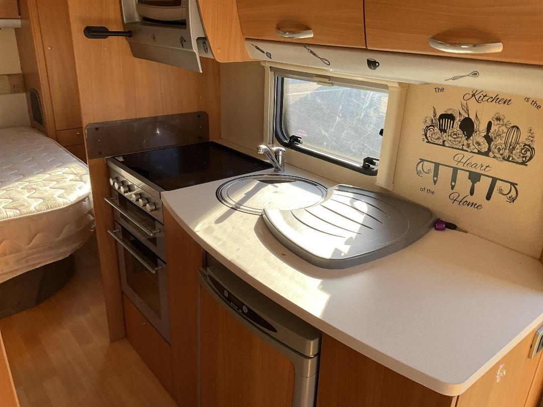 Photo '17' of CARAVAN ACE