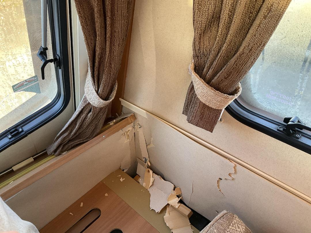 Photo '21' of CARAVAN ACE