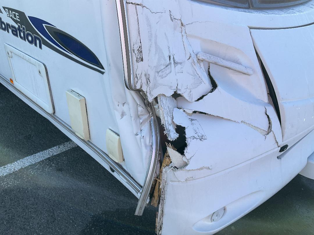 Photo '27' of CARAVAN ACE