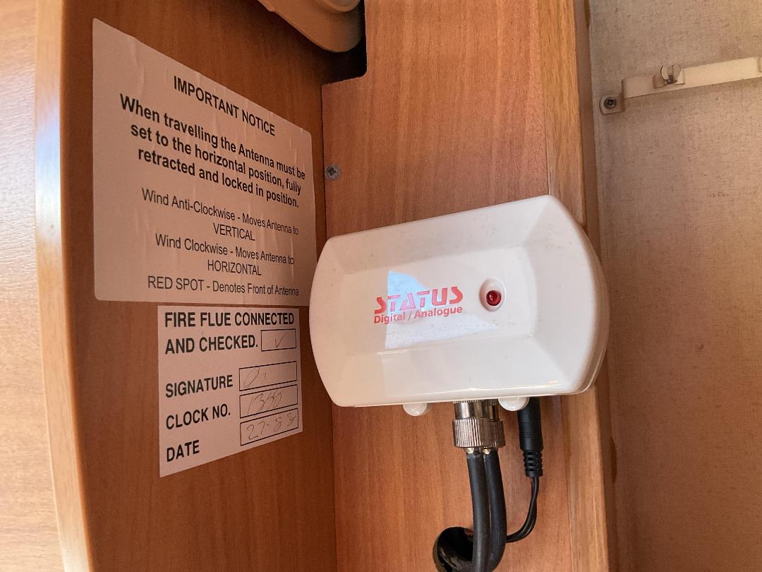 Photo '25' of CARAVAN ACE