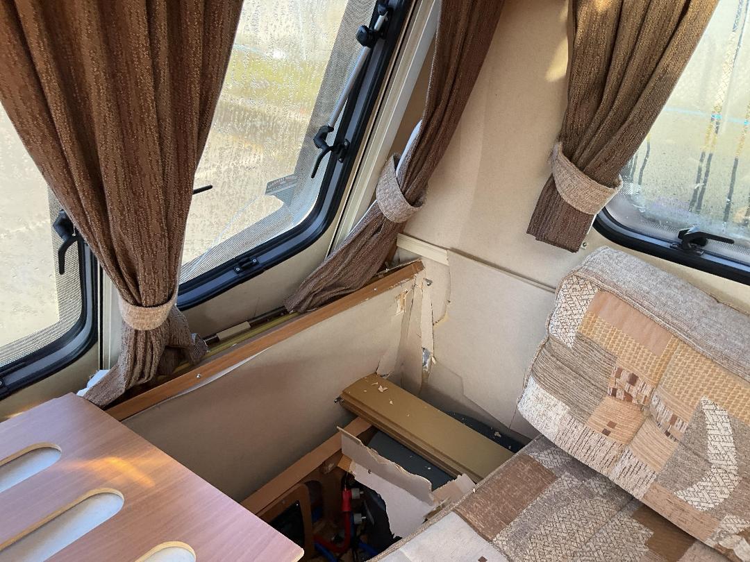 Photo '24' of CARAVAN ACE