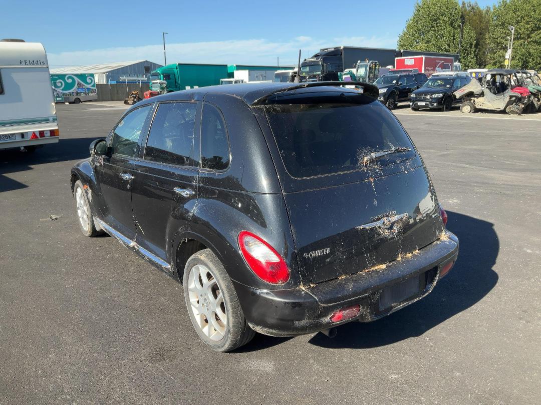 Photo '4' of Chrysler PT Cruiser Touring