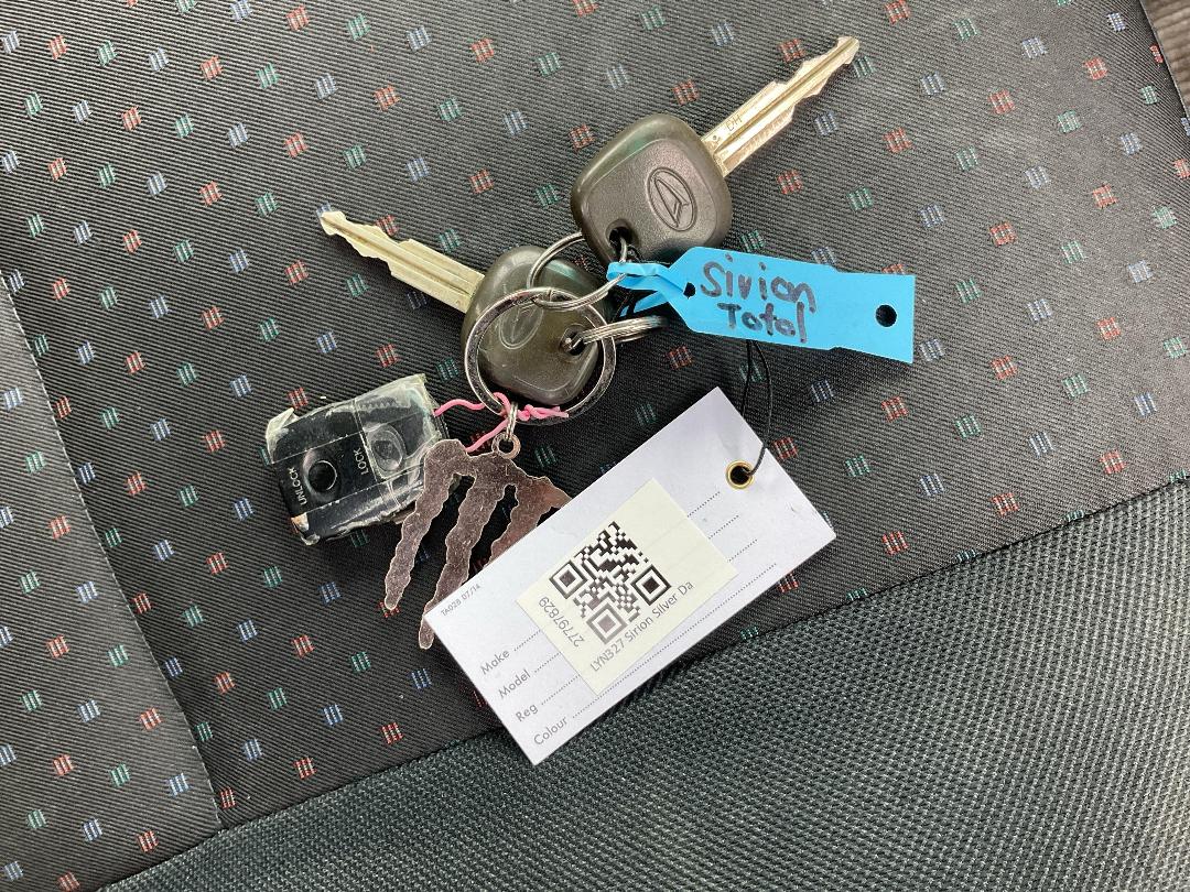 Photo '15' of Daihatsu Sirion Photo '15' of Daihatsu Sirion