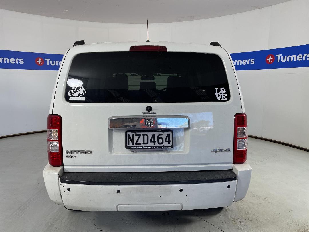 Photo '5' of Dodge Nitro Photo '5' of Dodge Nitro