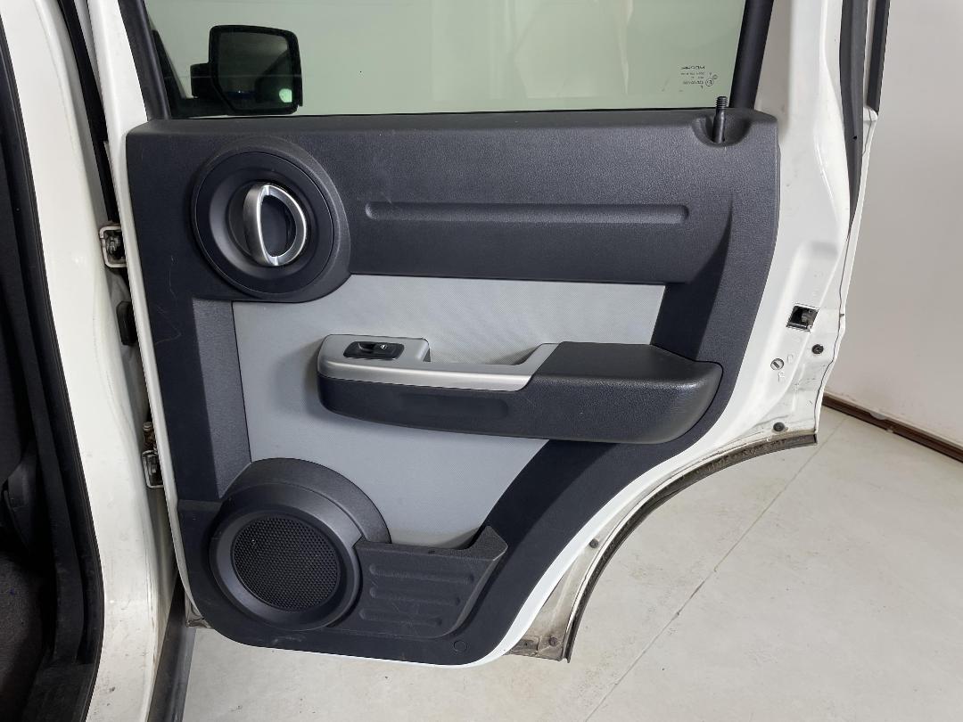 Photo '17' of Dodge Nitro Photo '17' of Dodge Nitro