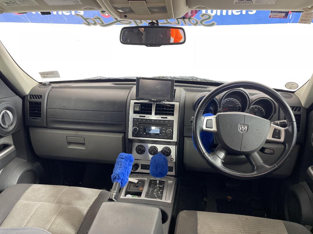 Photo '15' of Dodge Nitro Photo '15' of Dodge Nitro