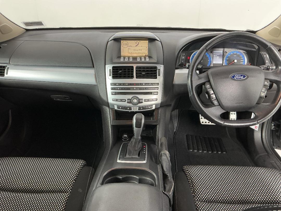 Photo '17' of Ford Falcon