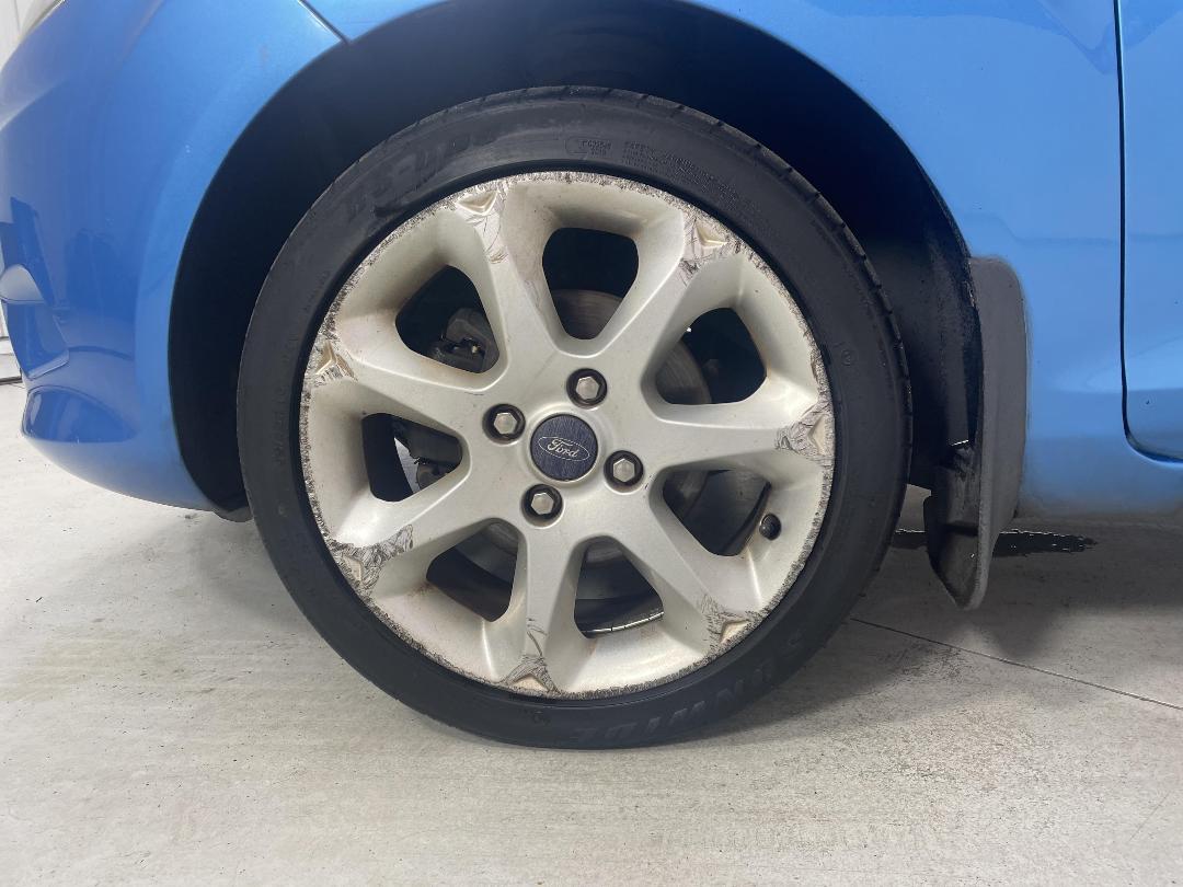 Photo '10' of Ford Fiesta