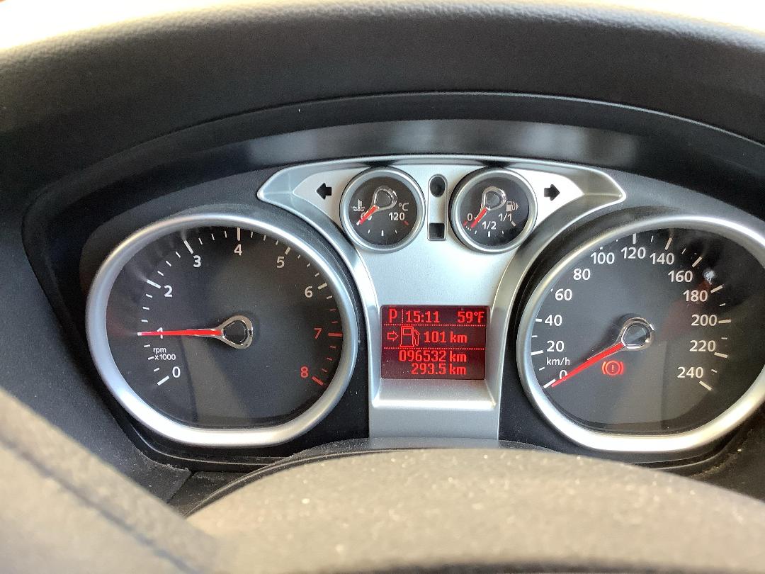 Photo '13' of Ford Focus Photo '13' of Ford Focus