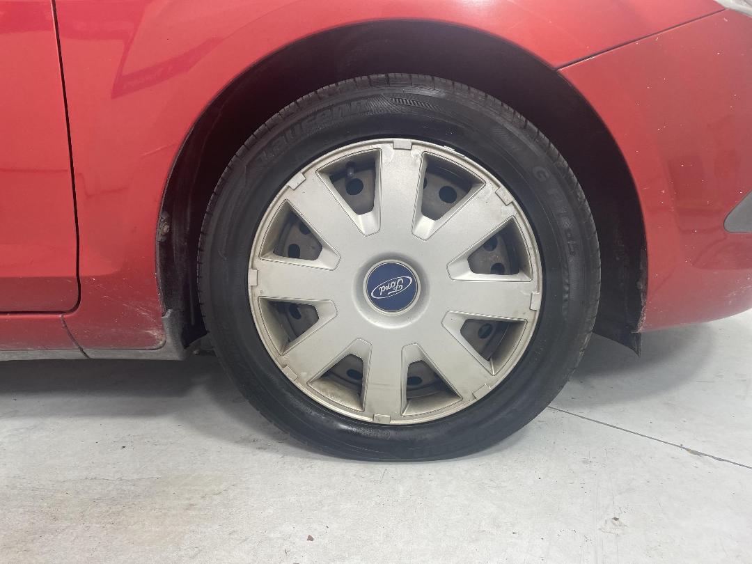 Photo '9' of Ford Focus Photo '9' of Ford Focus