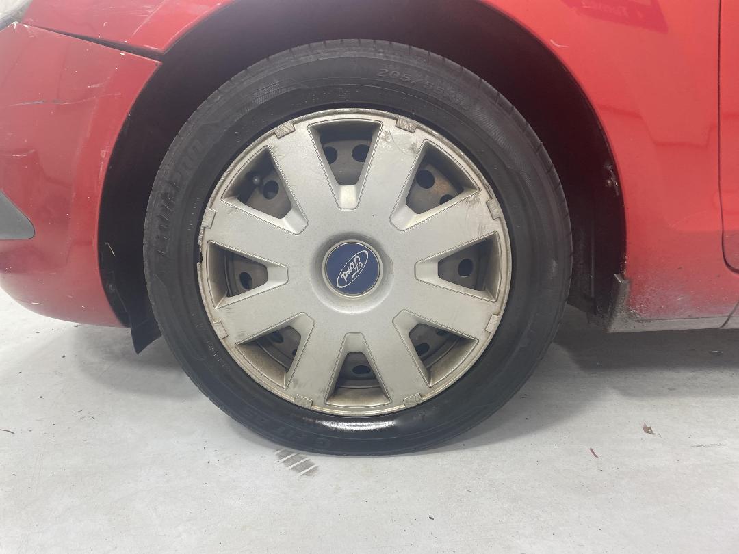 Photo '10' of Ford Focus Photo '10' of Ford Focus