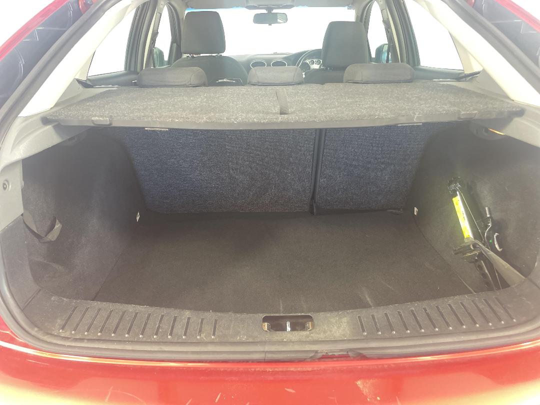 Photo '14' of Ford Focus Photo '14' of Ford Focus