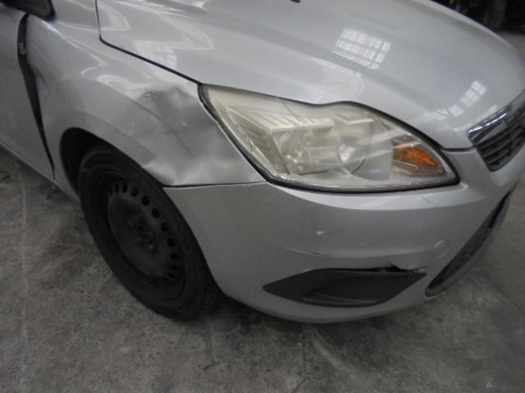 Photo '8' of Ford Focus