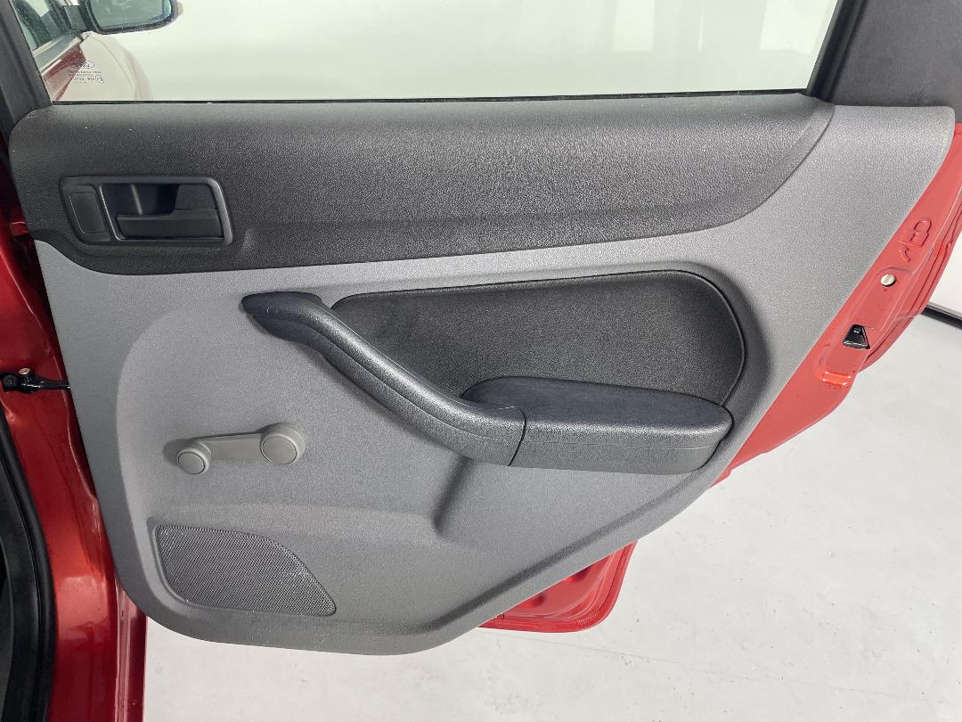 Photo '19' of Ford Focus