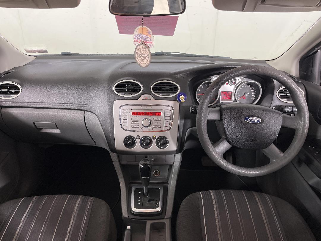 Photo '15' of Ford Focus