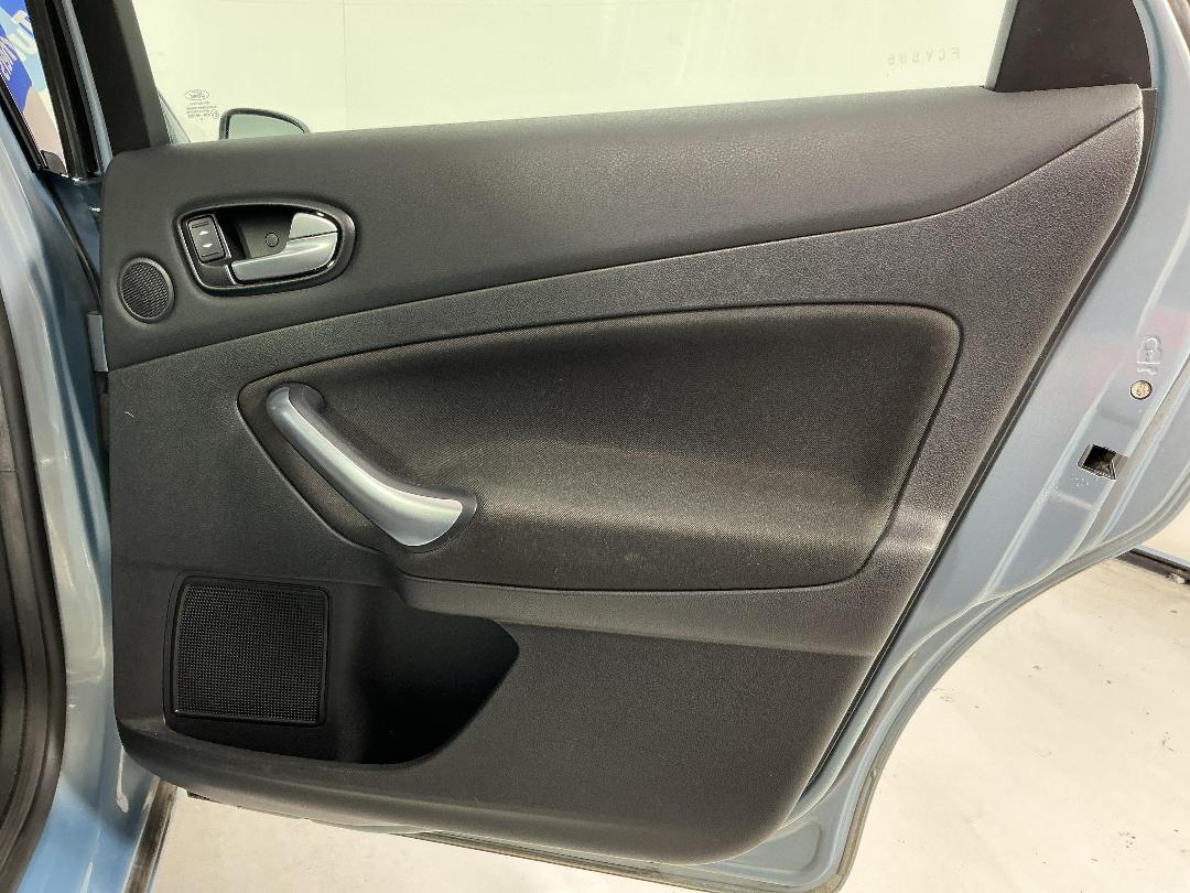 Photo '19' of Ford Mondeo