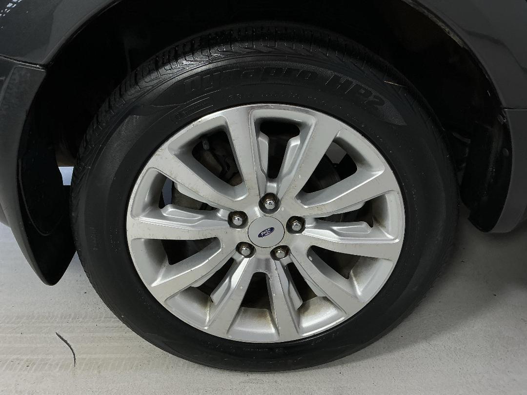 Photo '12' of Ford Territory