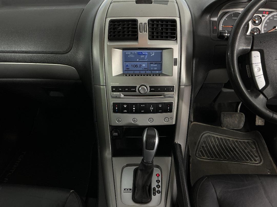 Photo '18' of Ford Territory