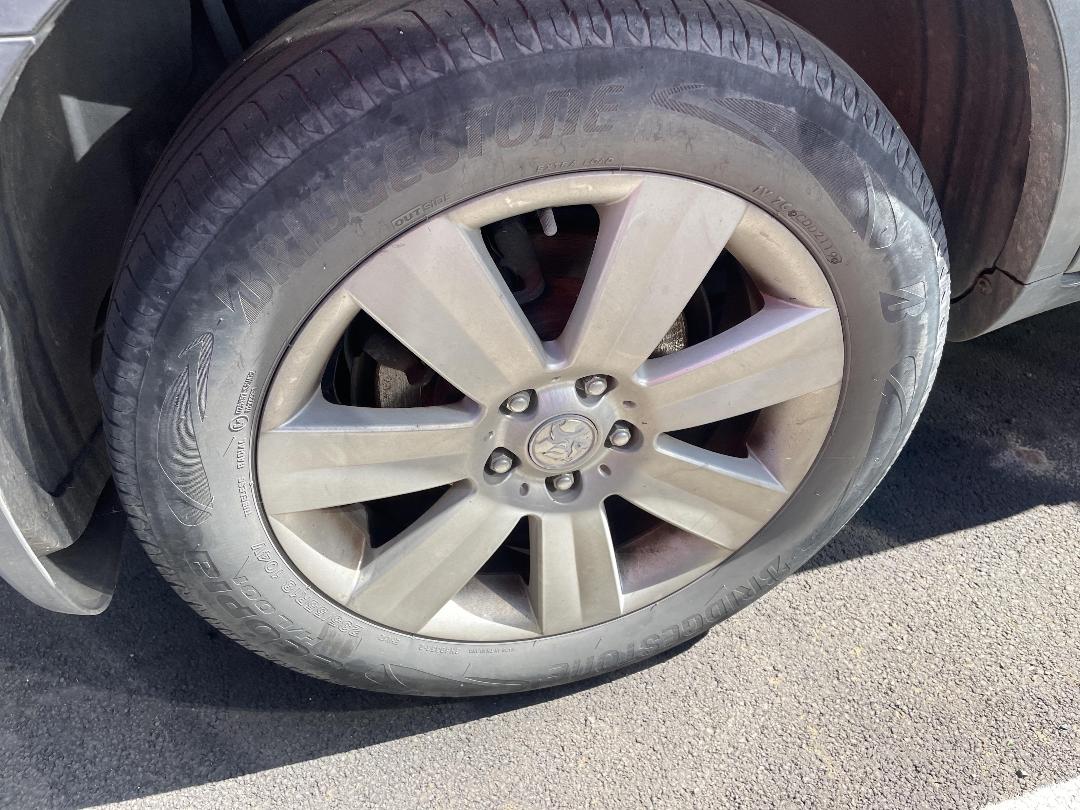 Photo '8' of Holden Captiva 7 LX V6