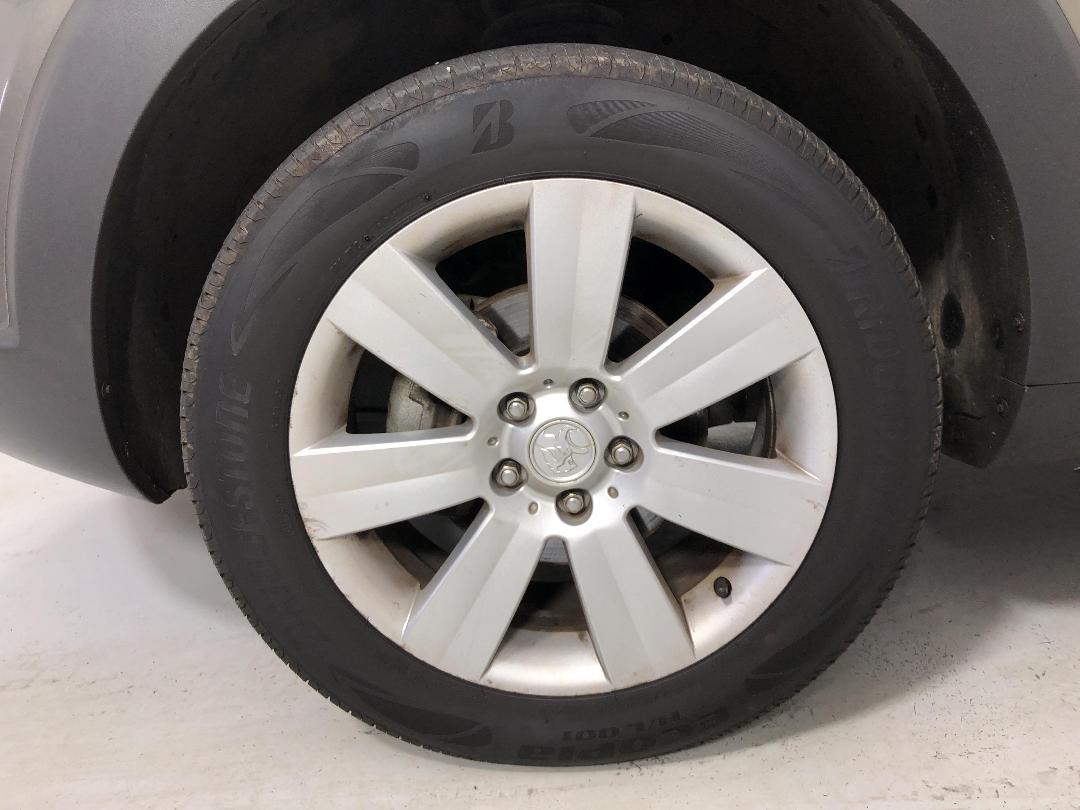 Photo '10' of Holden Captiva 7 Photo '10' of Holden Captiva 7