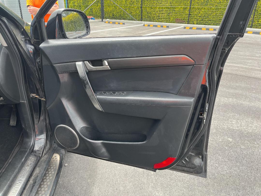 Photo '13' of Holden Captiva 7 LX V6