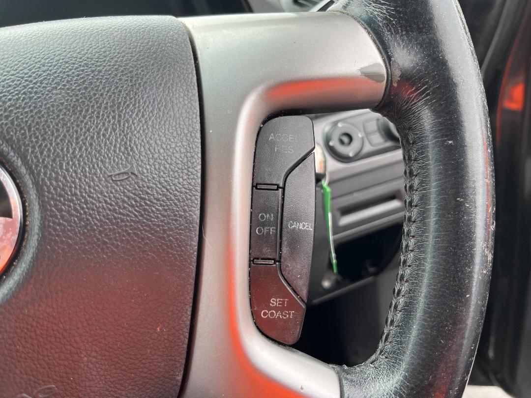 Photo '24' of Holden Captiva 7 LX V6