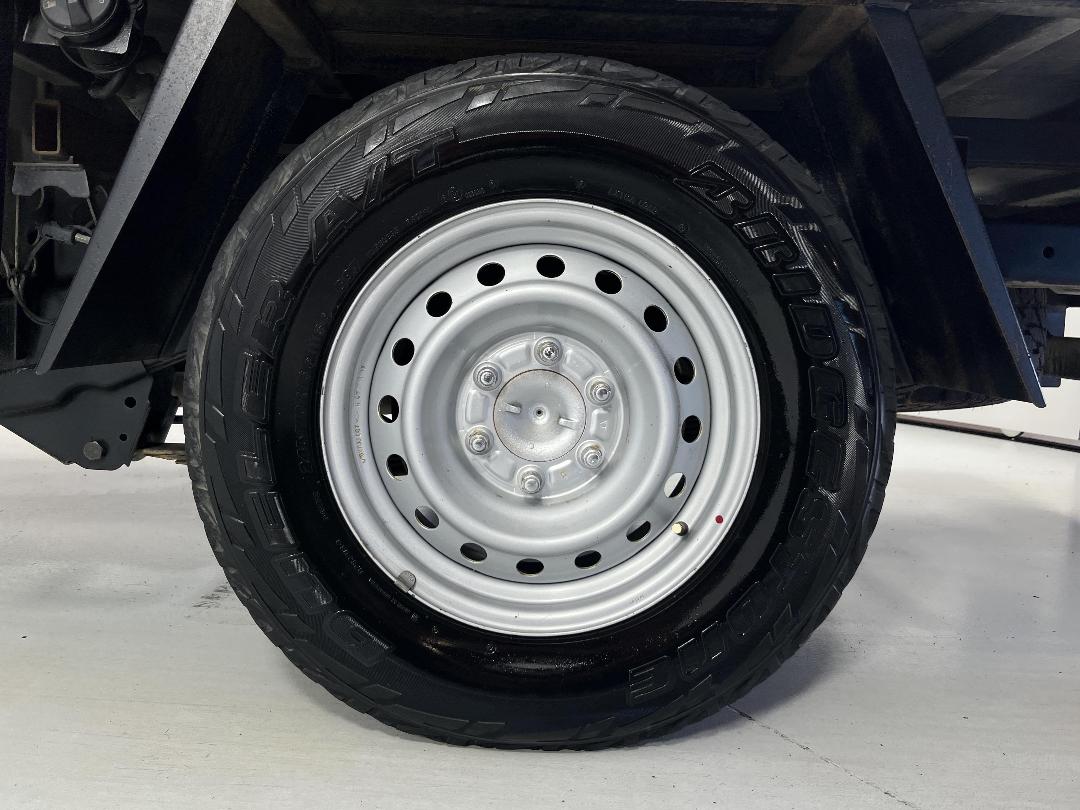 Photo '11' of Holden Colorado