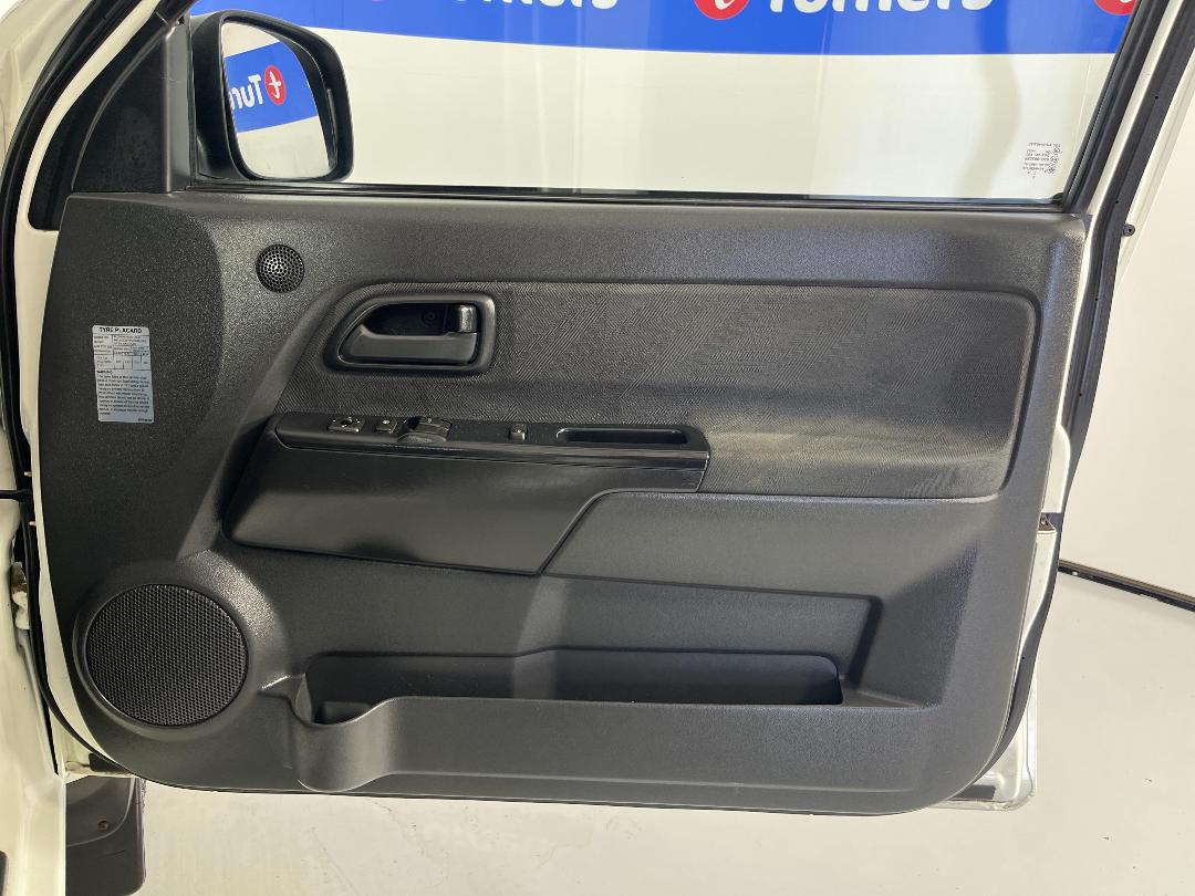 Photo '15' of Holden Colorado