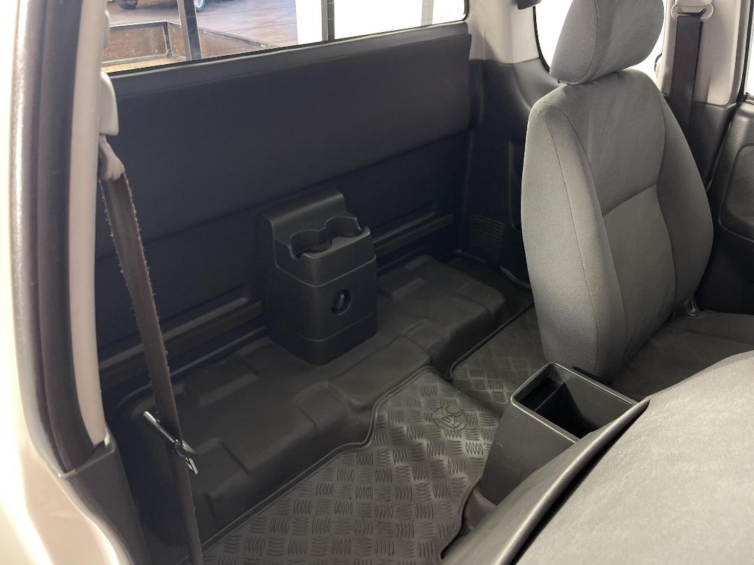 Photo '21' of Holden Colorado